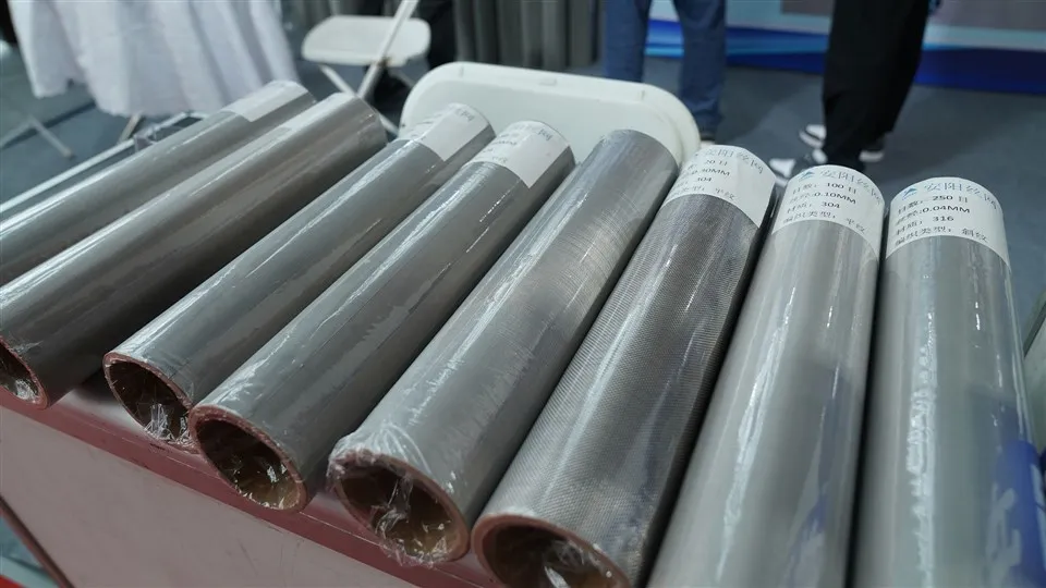 Sujungiamos / atskiriamos filtrų kasetės