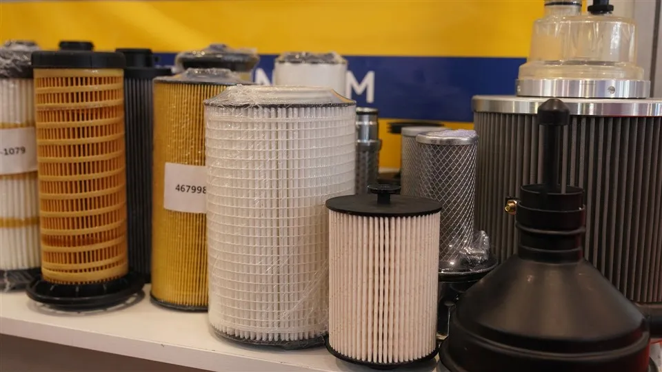 Sunkvežimių kuro filtrų alyvos degalų filtro rinkinys FF266 degalų vandens separatorius, naudojamas statybinių mašinų dyzelino kietųjų dalelių filtrams